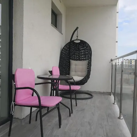 Frontal Mamaia Nord דירה